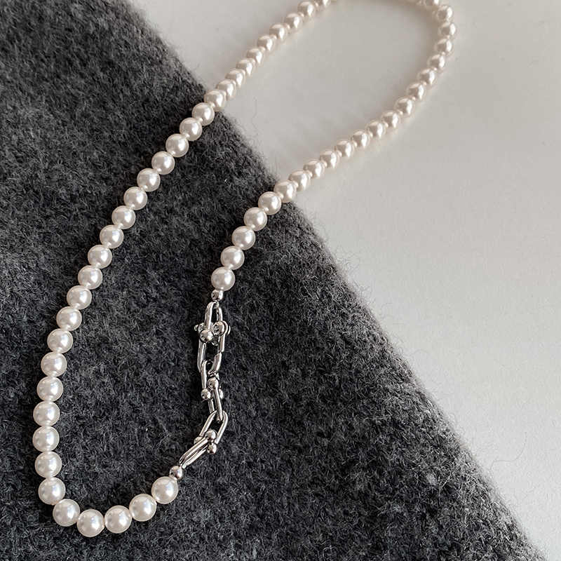 Pearl Chain Stitching Necklace Clavicle Chain Sweater Chain