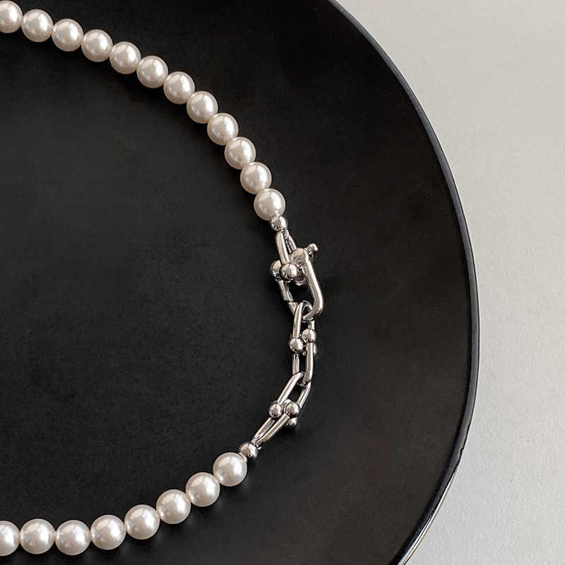 Pearl Chain Stitching Necklace Clavicle Chain Sweater Chain